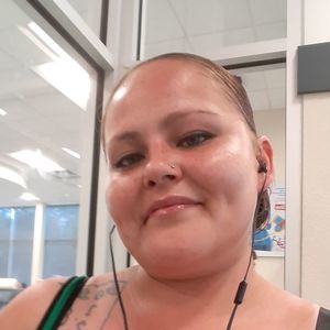 Meet your Posher, Candice